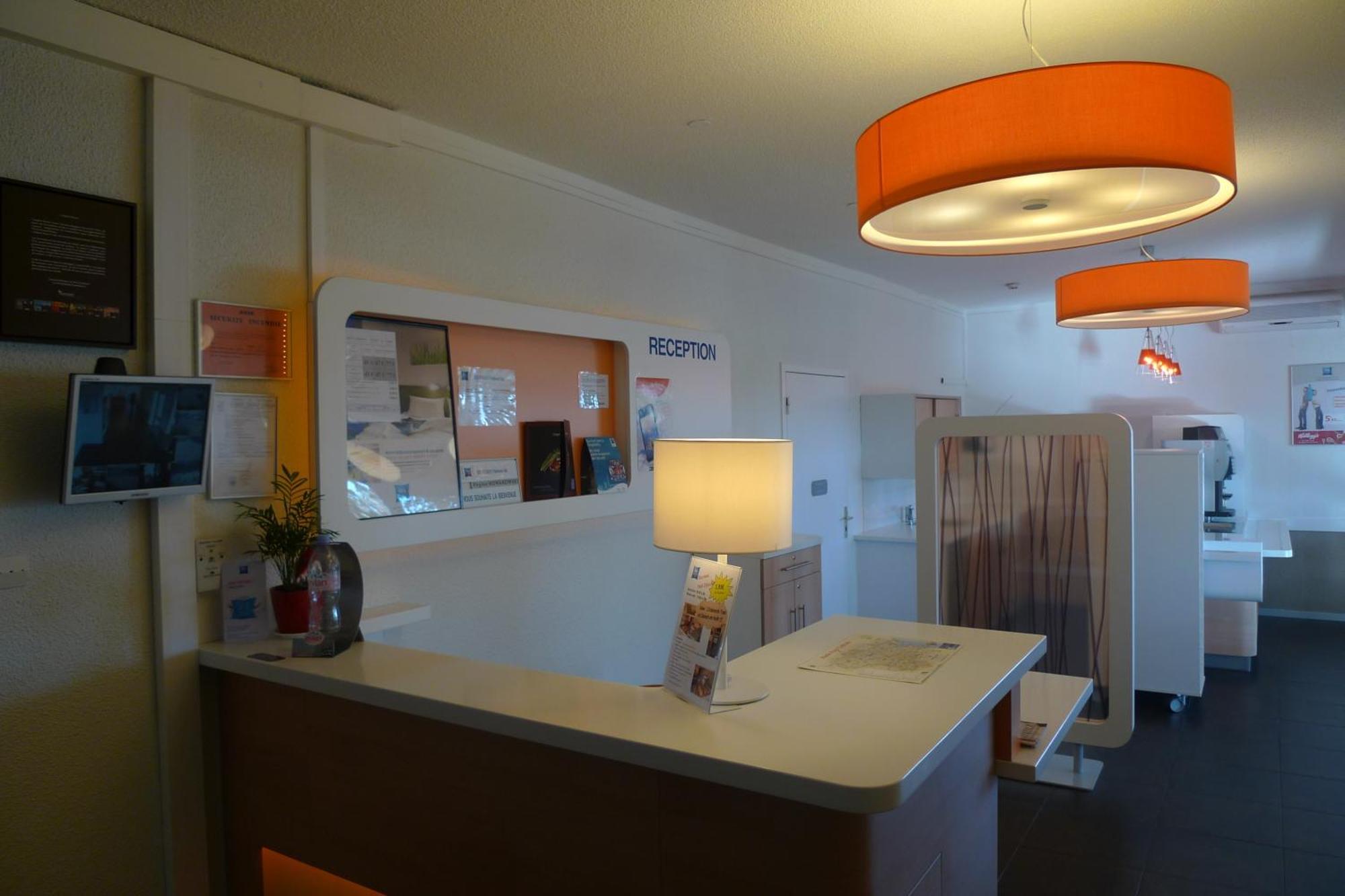 Hotel Ibis Budget Narbonne Sud A9/A61 Extérieur photo