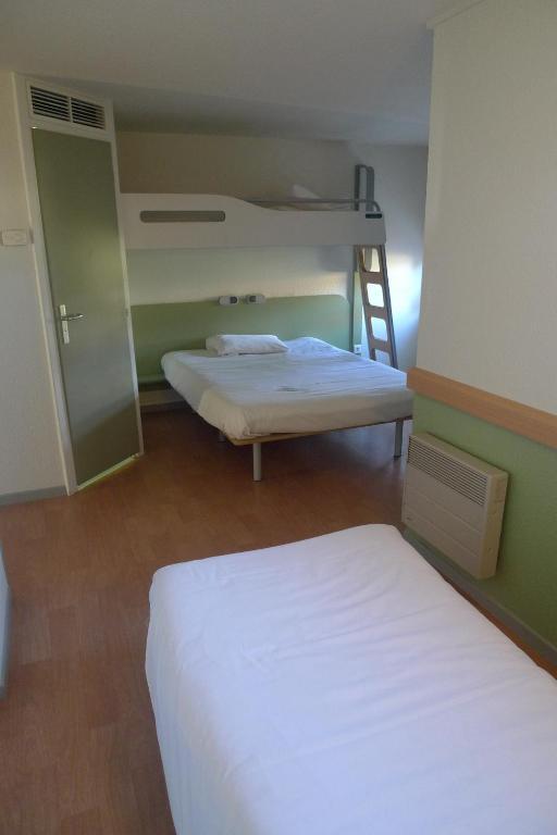 Hotel Ibis Budget Narbonne Sud A9/A61 Chambre photo